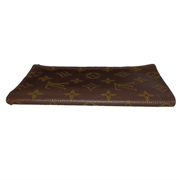 ✨️LOUIS VUITTON PORTE CARTES YEN MONOGRAM BI-FOLD WALLET - Picture 13 of 15